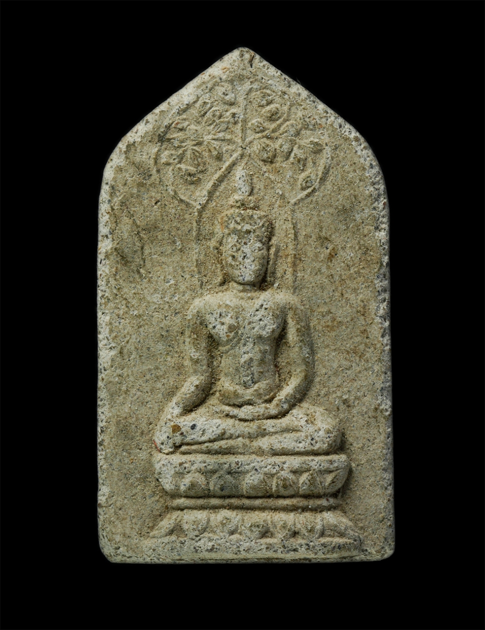 24Nov24 (111)p.jpg - พระปรกโพธิ์ วัดพระธาตุช่อแฮ อ.เมือง จ.แพร่ เนื้อผงพุทธคุณ ผงว่าน | https://kamulet.in.th